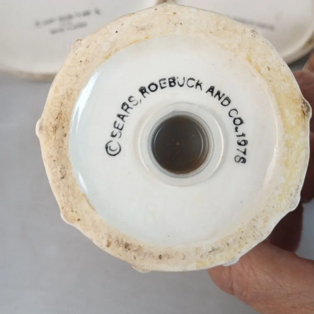Vintage 1978 SEARS ROEBUCK Pioneer Woman ceramic kitchen canisters Salt Pepper